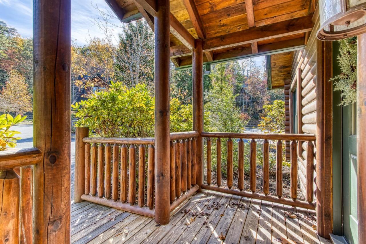 Dog Friendly, Romantic Mtn Getaway Hot Tub Pool Гетлинбург Екстериор снимка